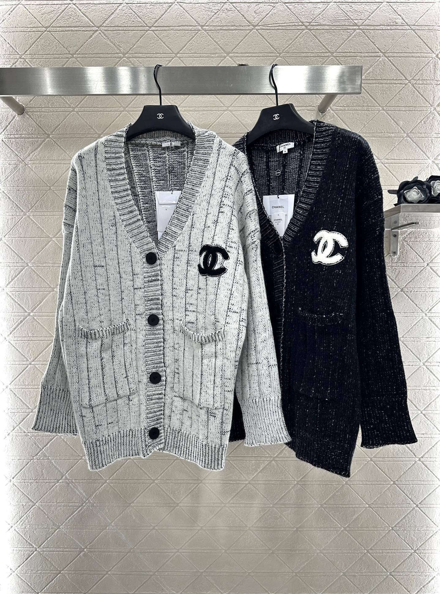 C 25 Plush knitted cardigan