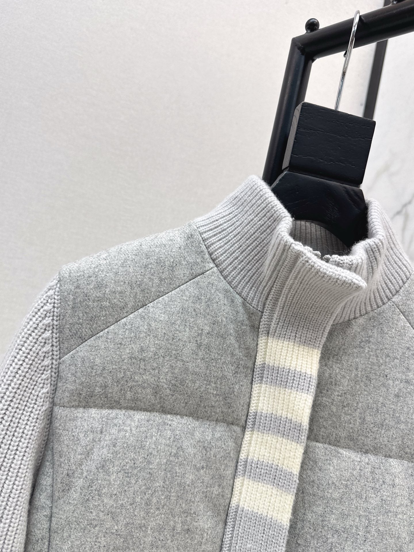 Th 25 New casual jacket with stand up collar and down jacket