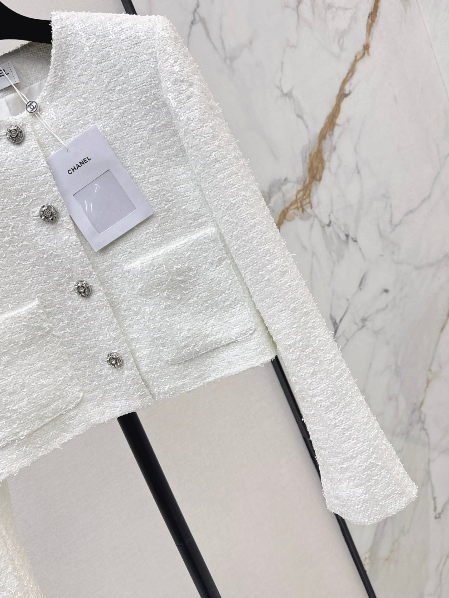 C 25 Woven woolen tweed long sleeved jacket