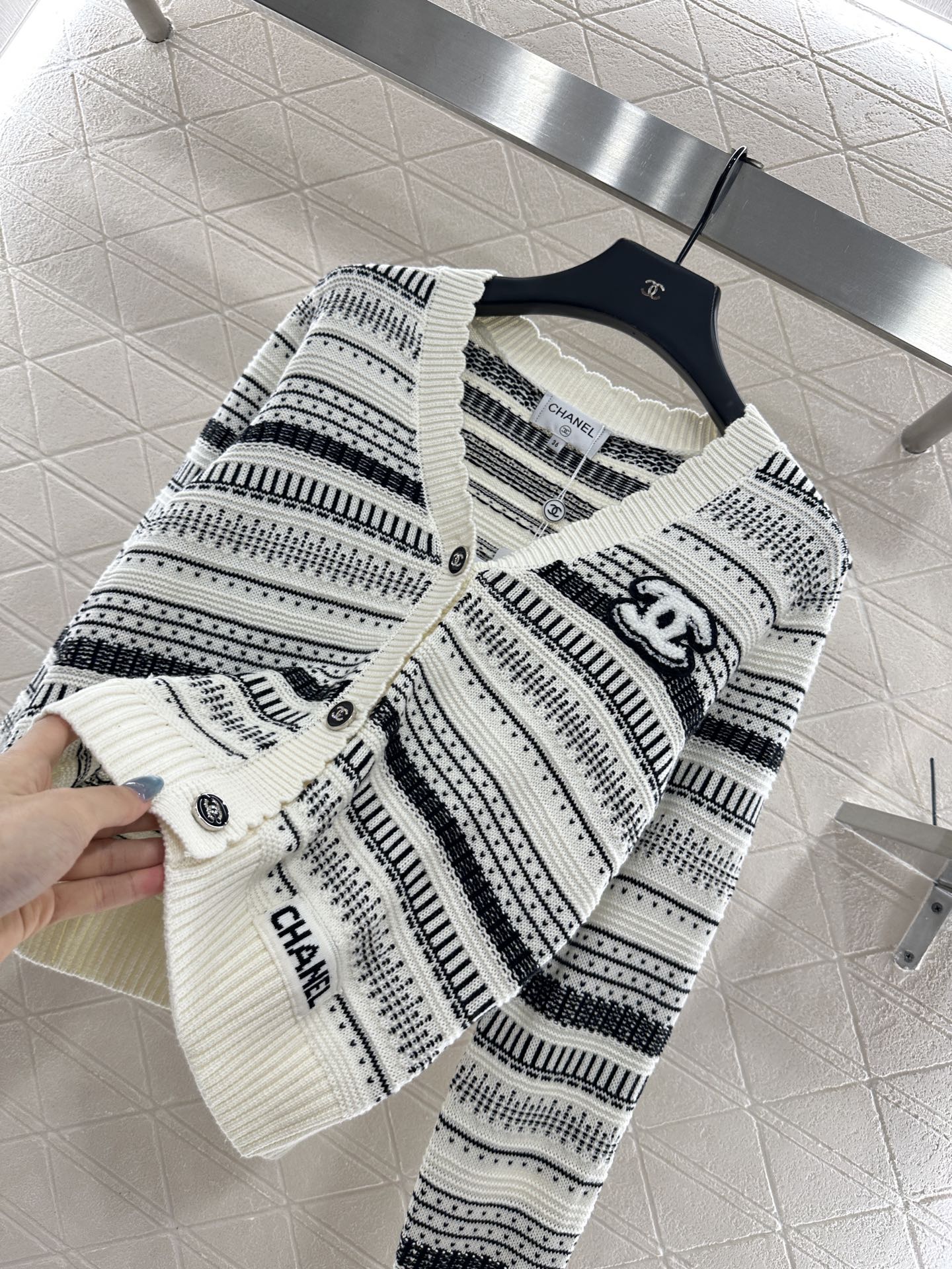 C 25 striped knitted wool cardigan