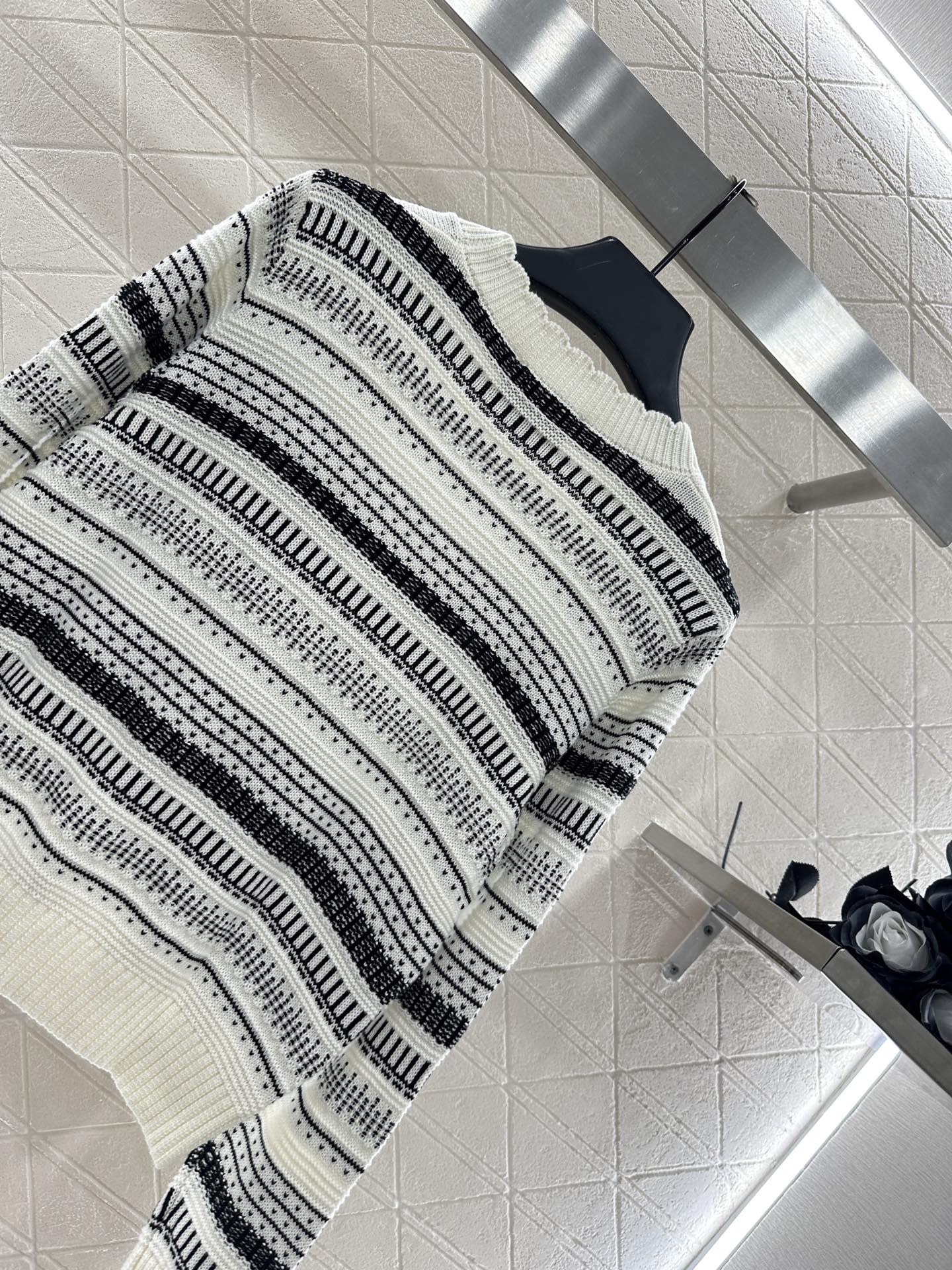 C 25 striped knitted wool cardigan