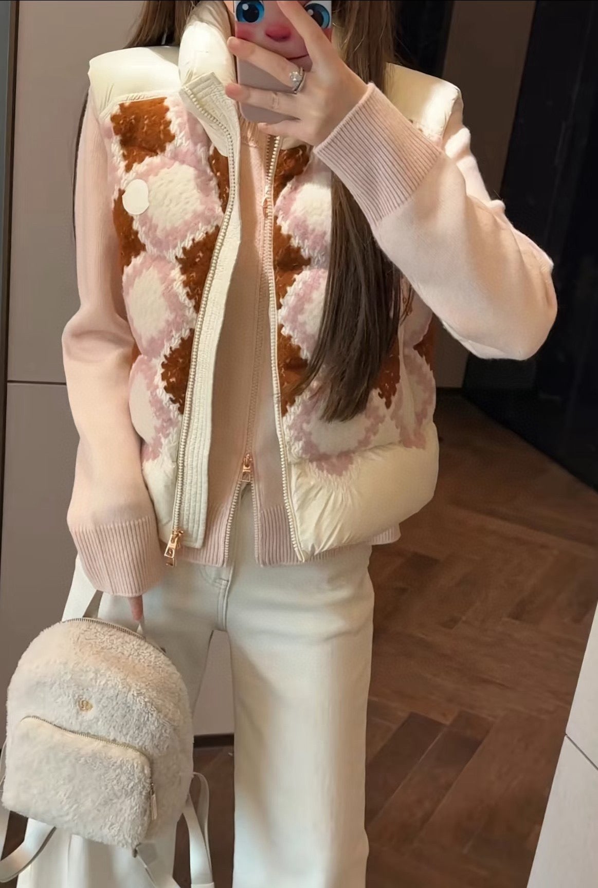 Mon 25 Diamond embroidery paneled down vest
