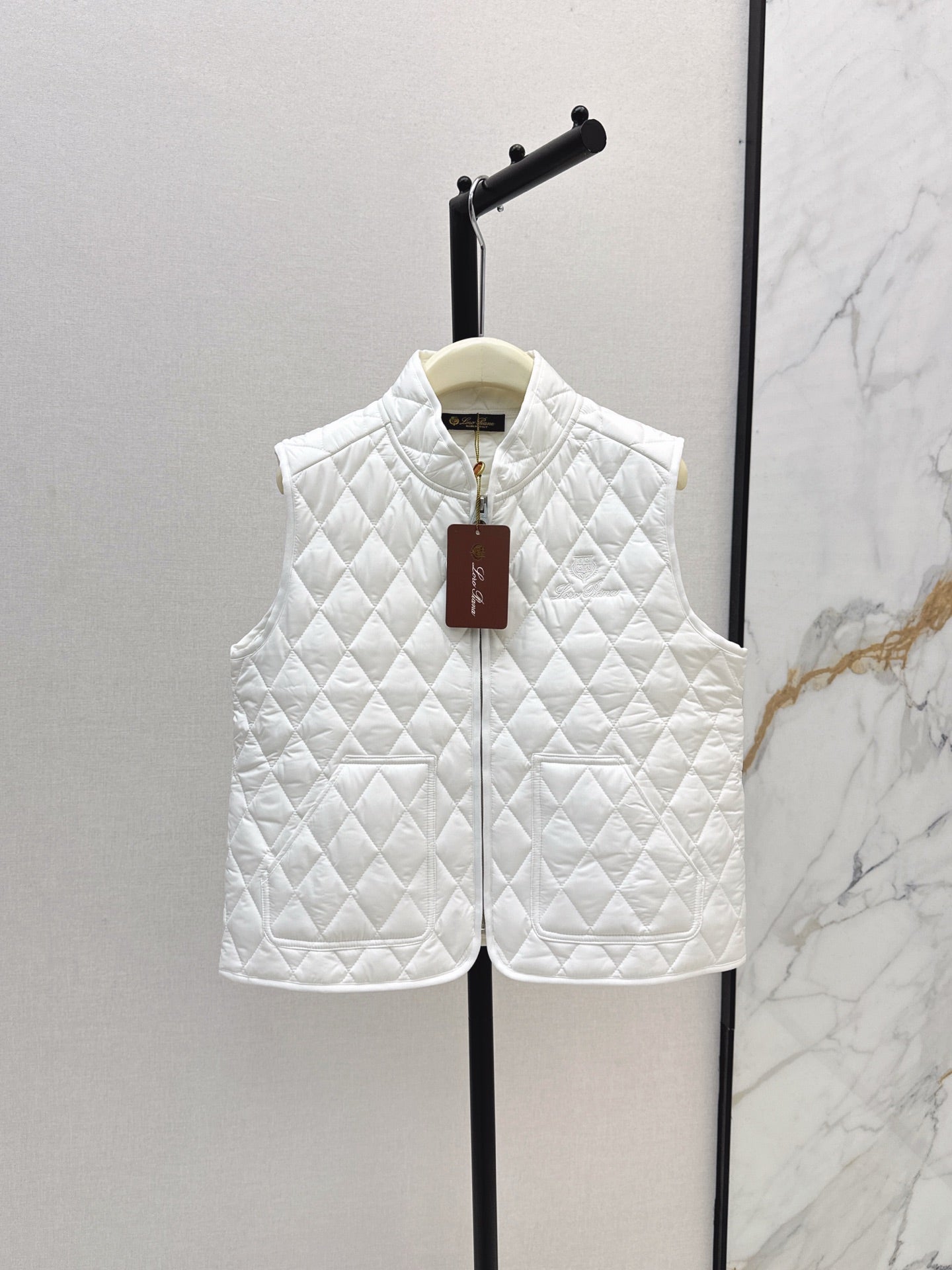 Mon 25 New style border stand collar quilted vest jacket(WHITE/KHAKI/BLACK)