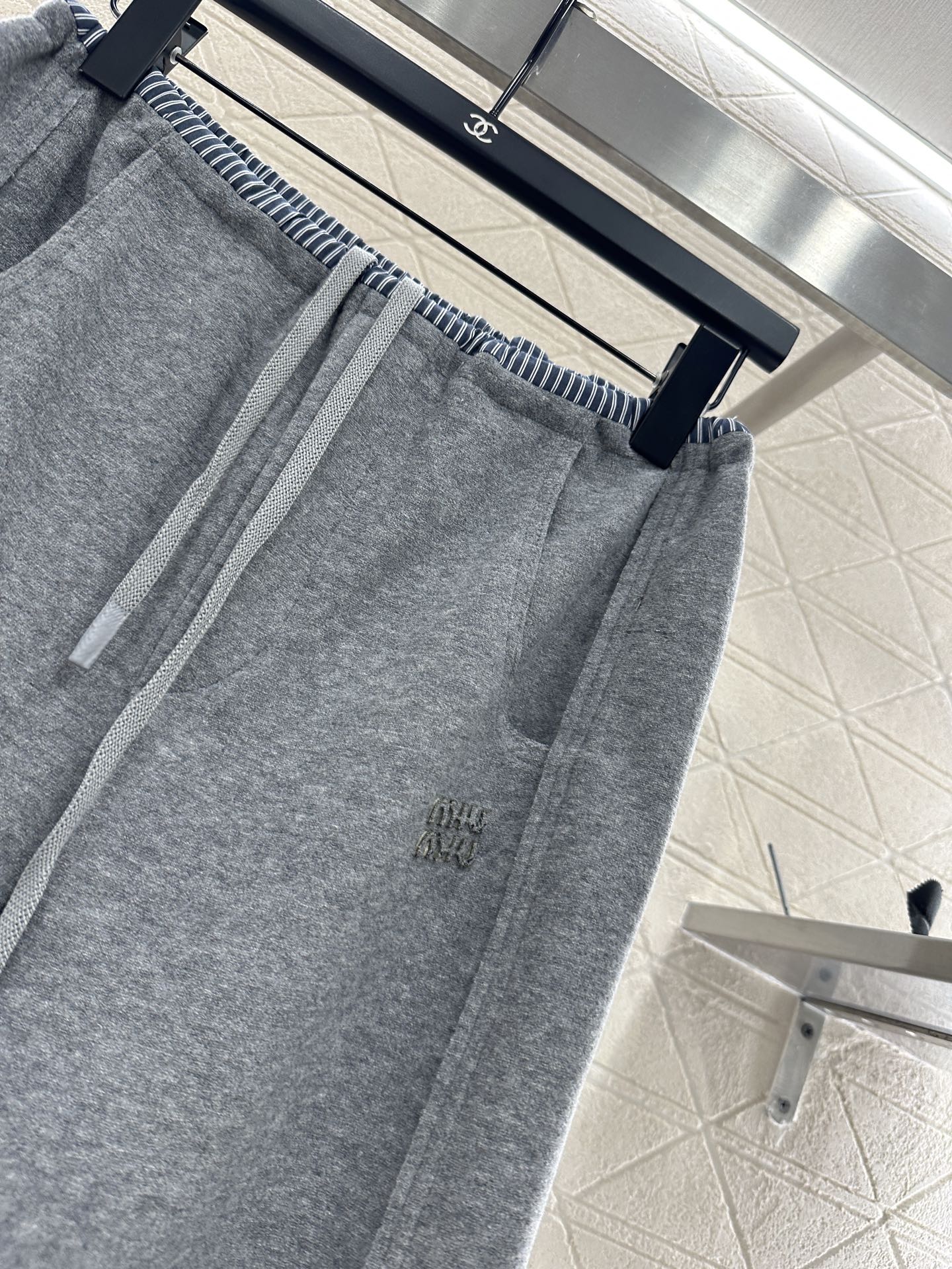 Mi 25 drawstring wide-leg trousers