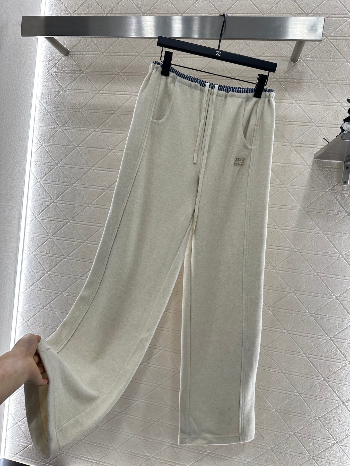 Mi 25 drawstring wide-leg trousers