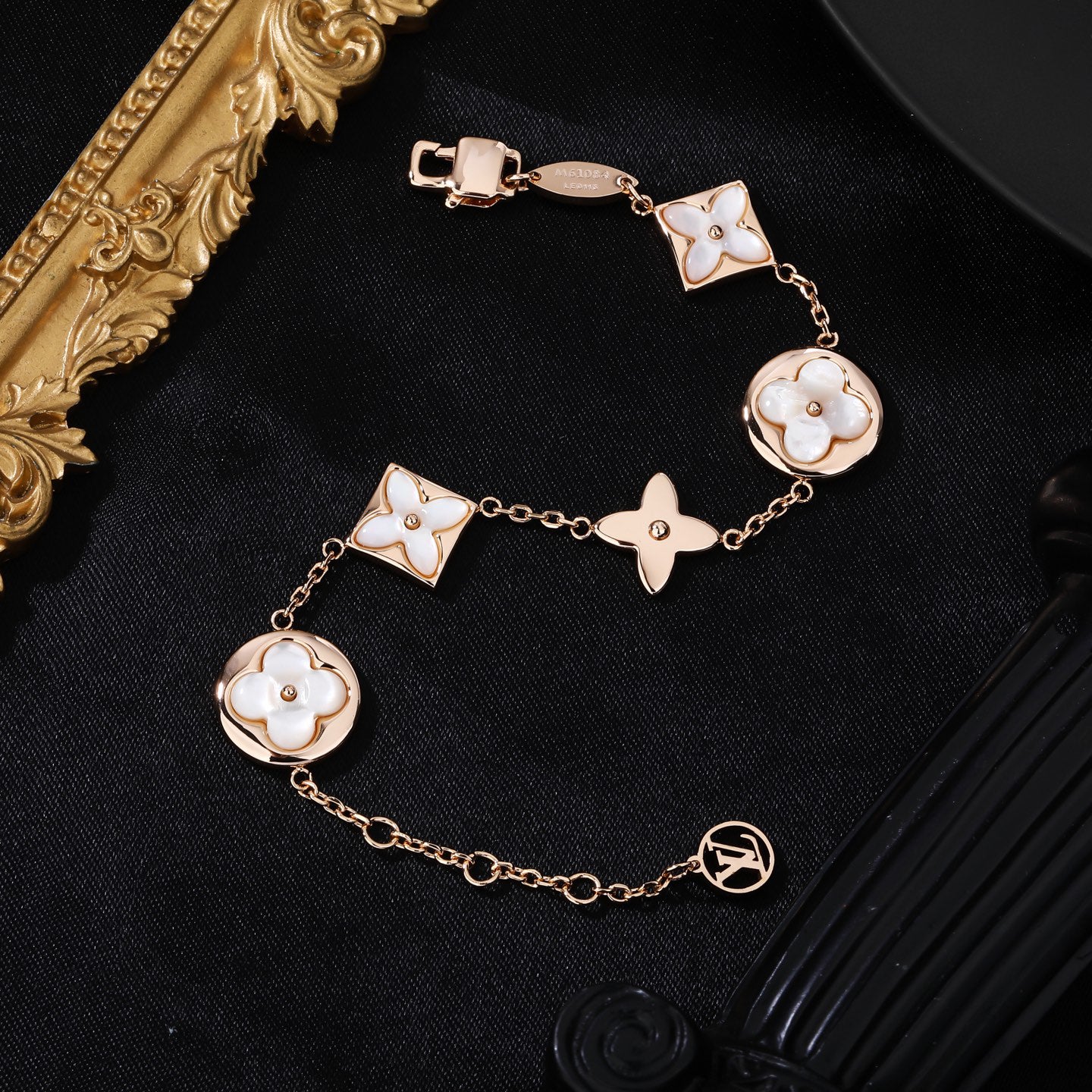 L 25 Four Leaf Clover Bracelet