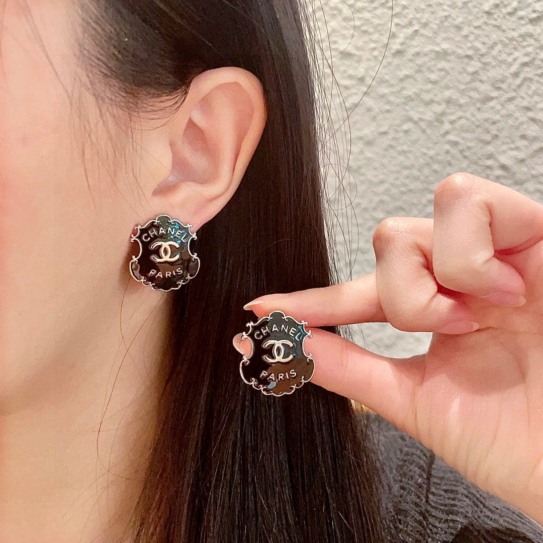 C 25  Earrings