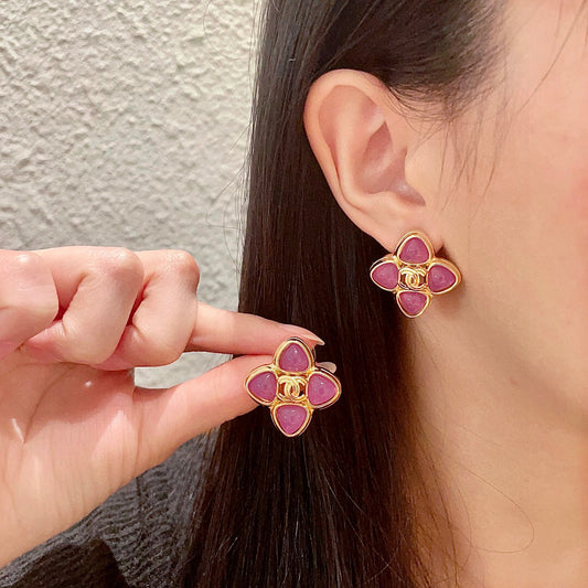C 25  Flower Earrings