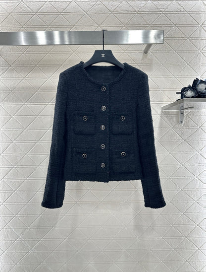 C 25 Bundled and woven woolen coat
