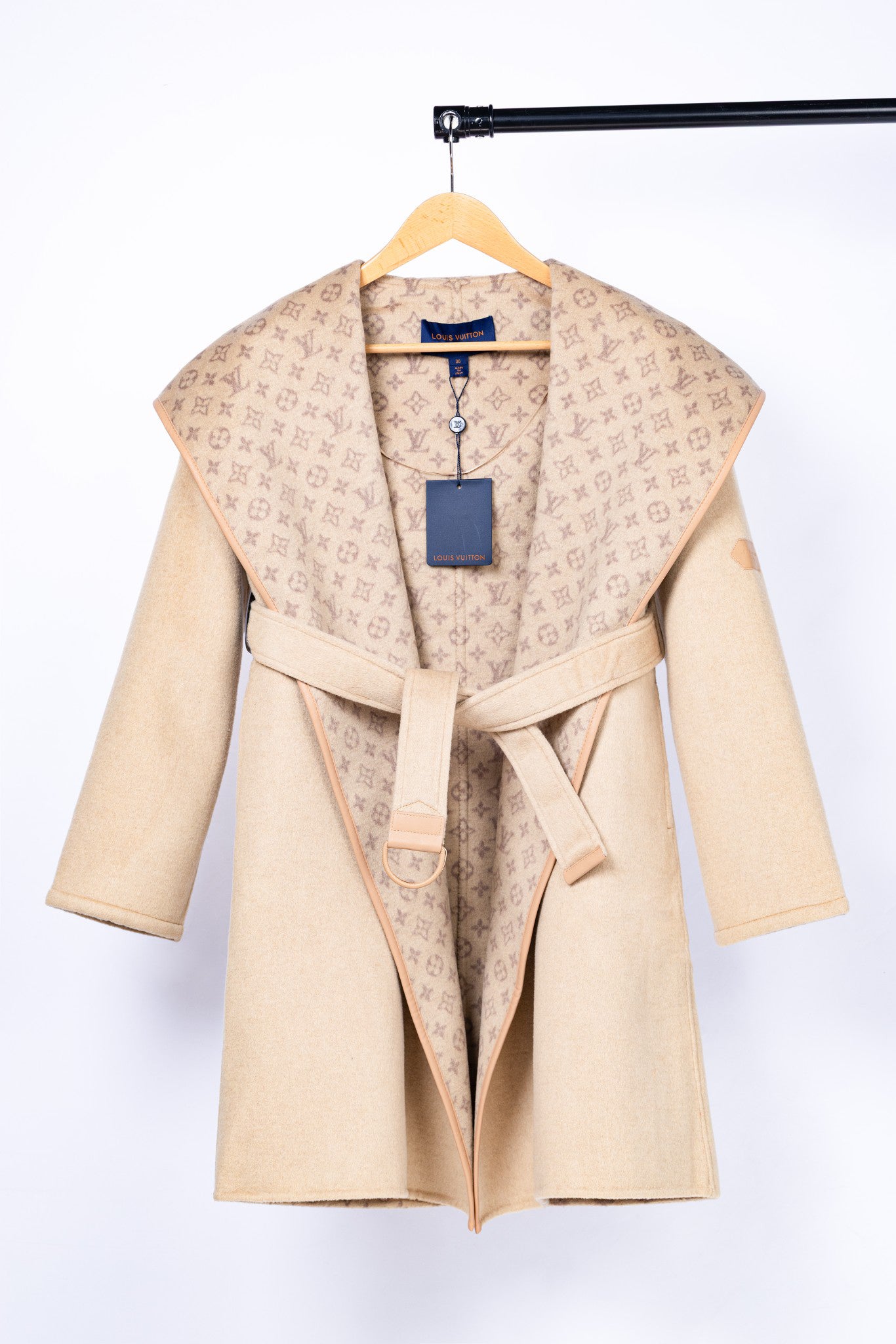 L 25 Classic wool coat