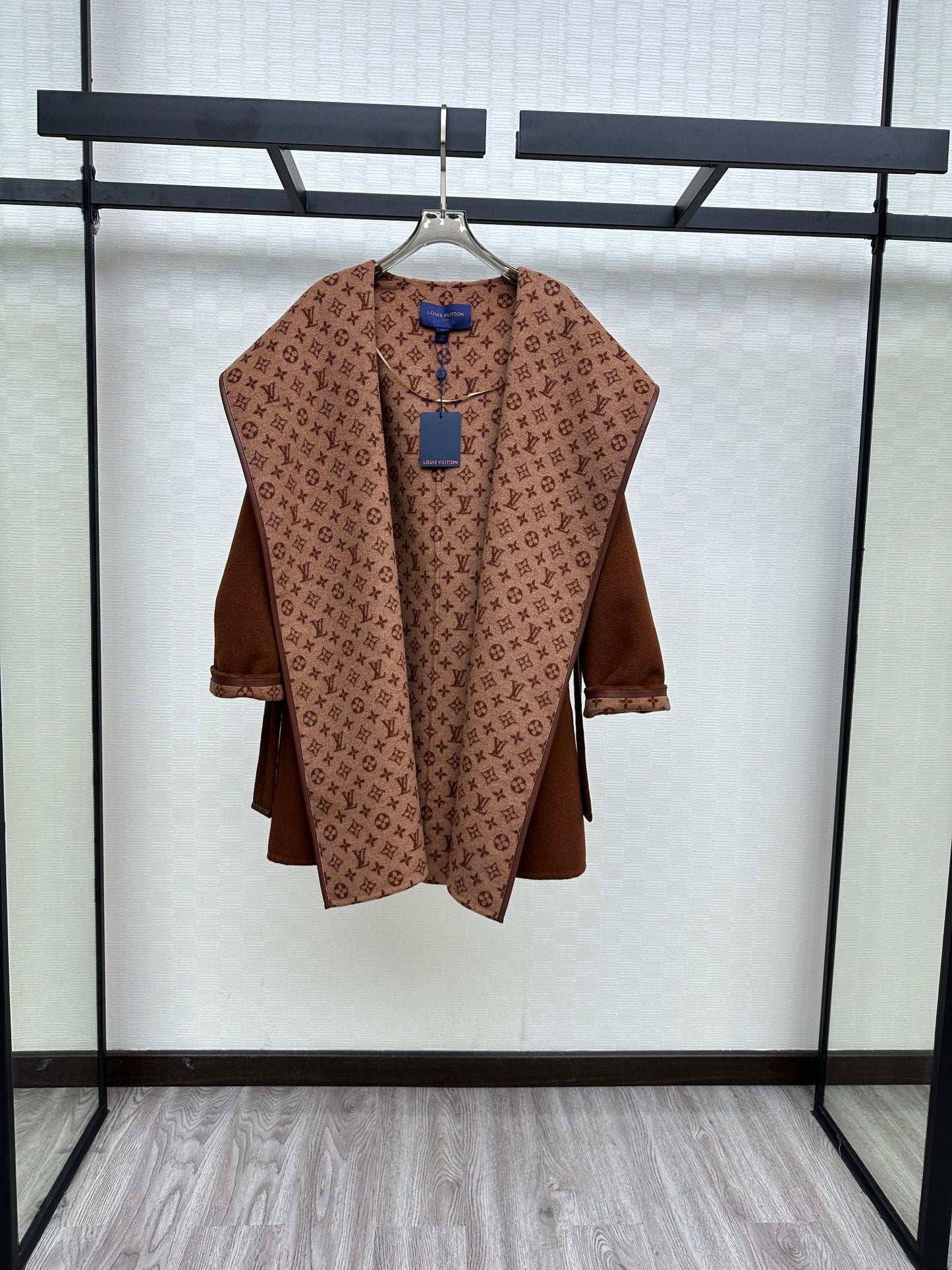 L 25 Classic wool coat