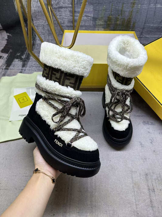 Fe 25 Lambswool snow boots