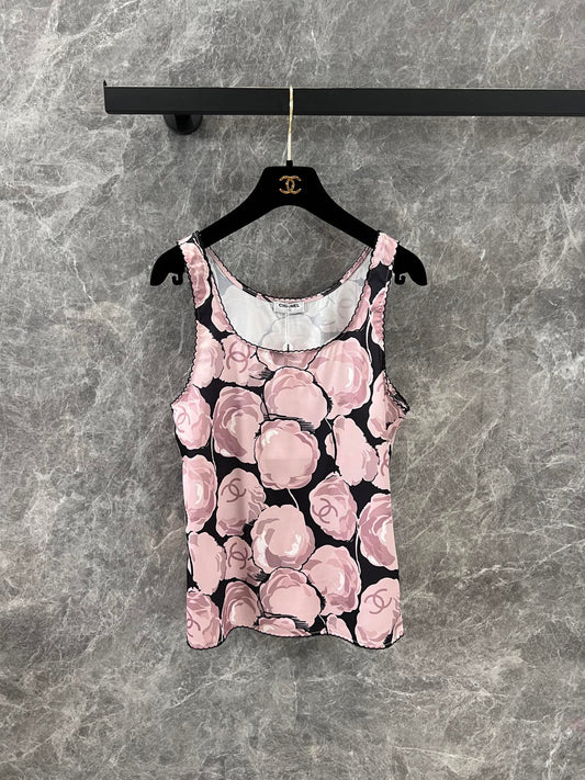 C 25 Medium Vintage Collection Black Pink Camellia Flower Print