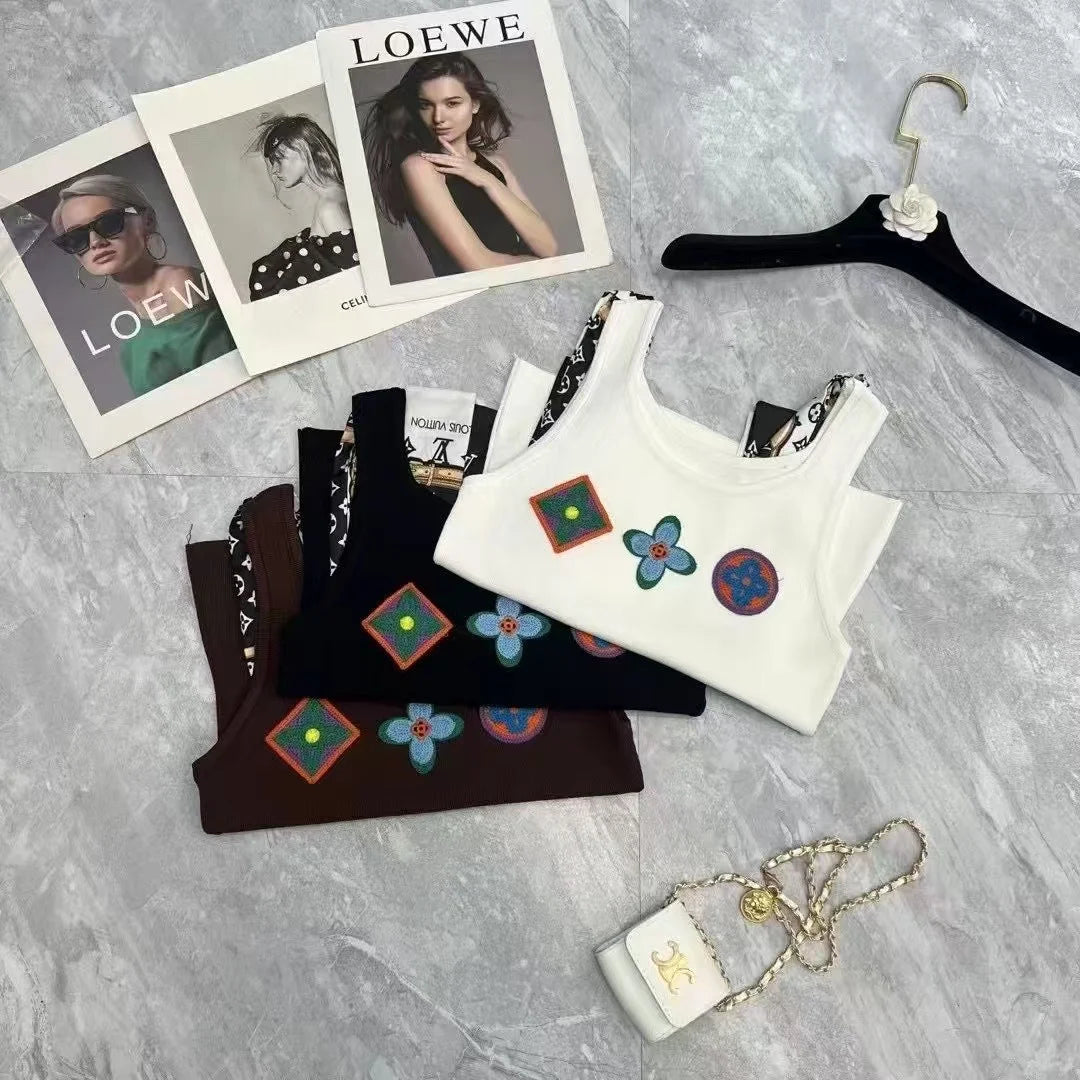 L 25 Embroidered Logo Vest