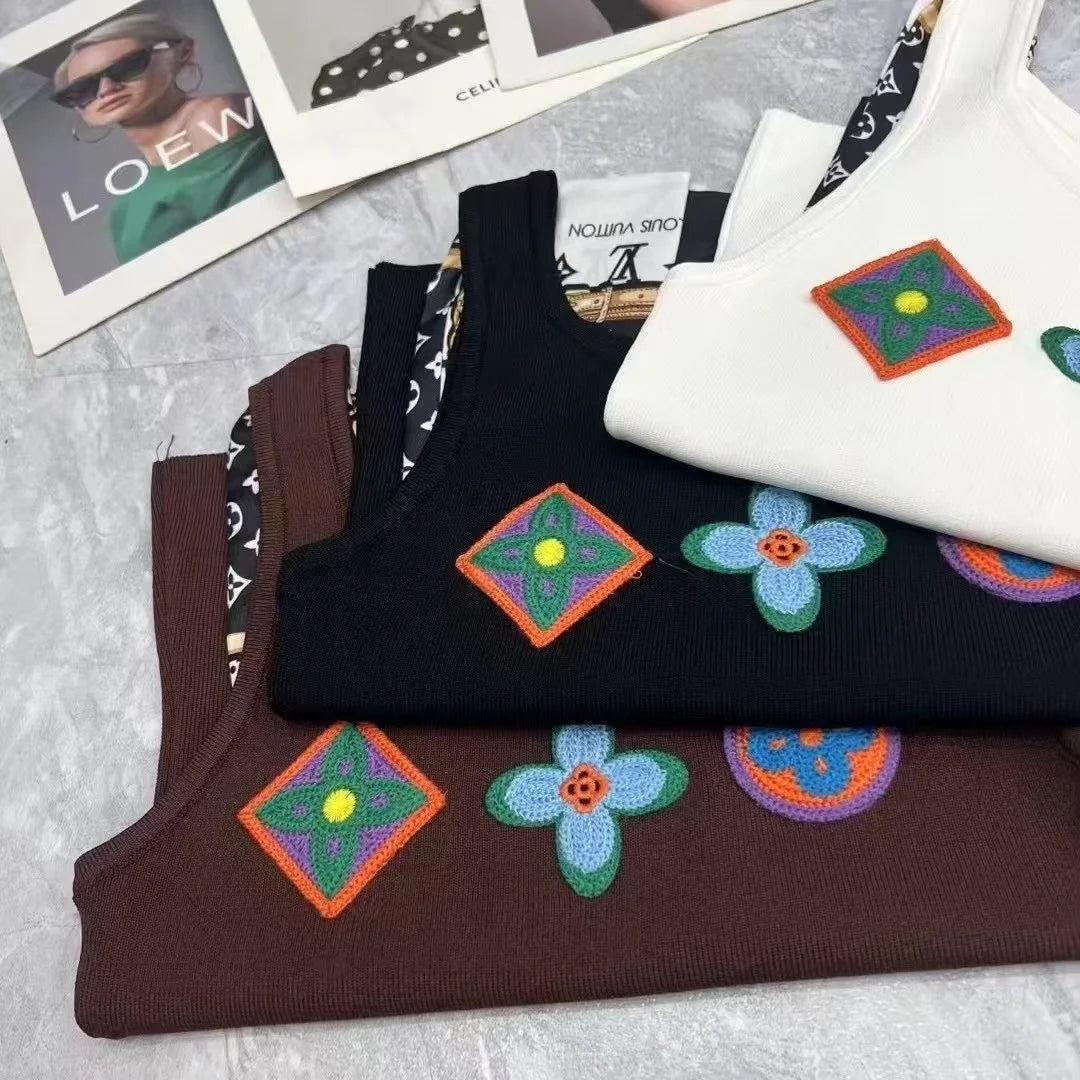 L 25 Embroidered Logo Vest