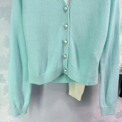 D 25 Pearl buttons Cardigan