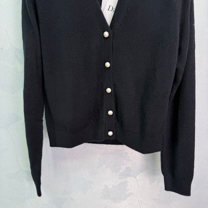 D 25 Pearl buttons Cardigan