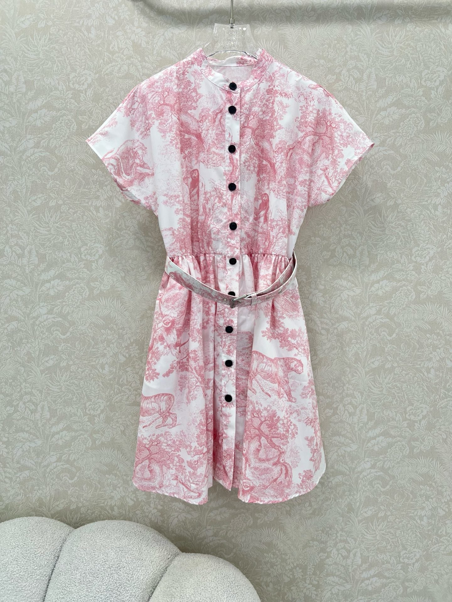 D 25 New Jungle Animal Print Short Sleeve Dress