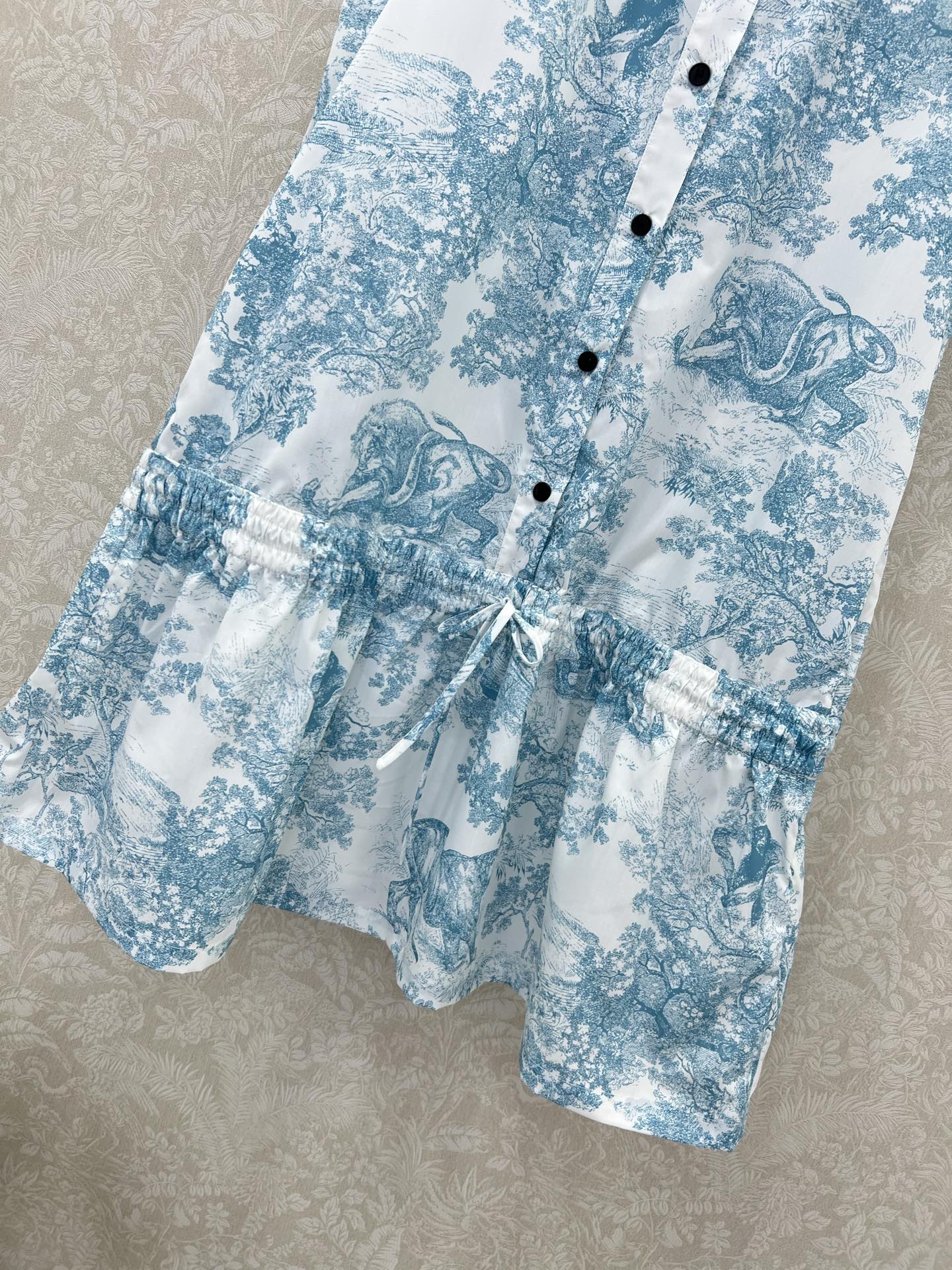 D 25 New jungle animal print undershirt dress