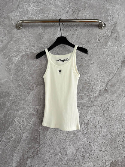 D 25 Little bee beige undershirt