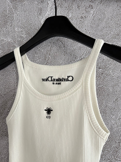 D 25 Little bee beige undershirt