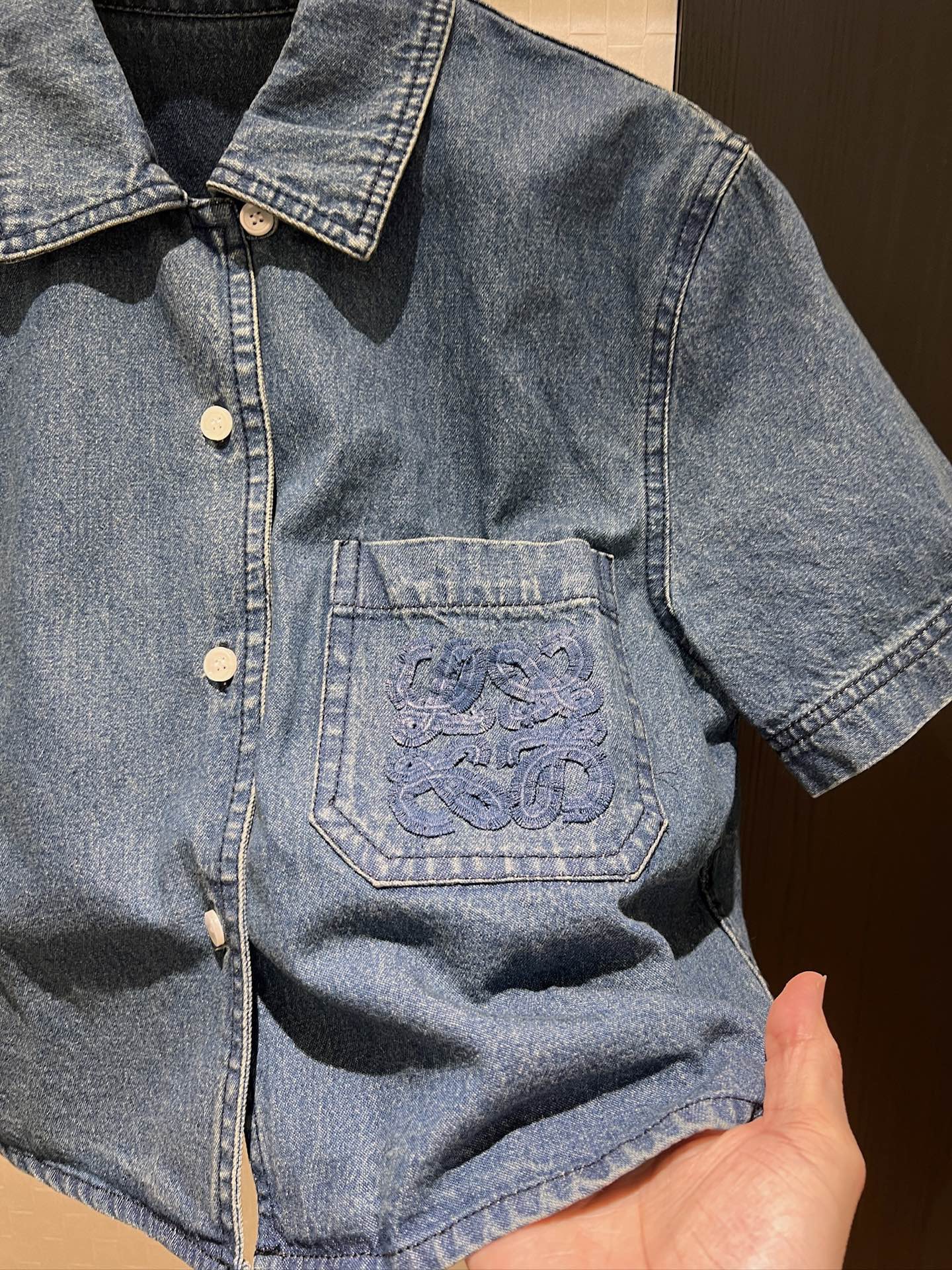 LO 25 Heavy duty embroidered wool logo short sleeve denim jacket