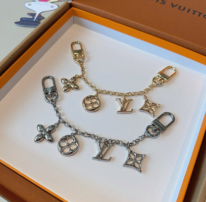 L 25 Keychains Bag Accessories Bag Charms Gold & Silver