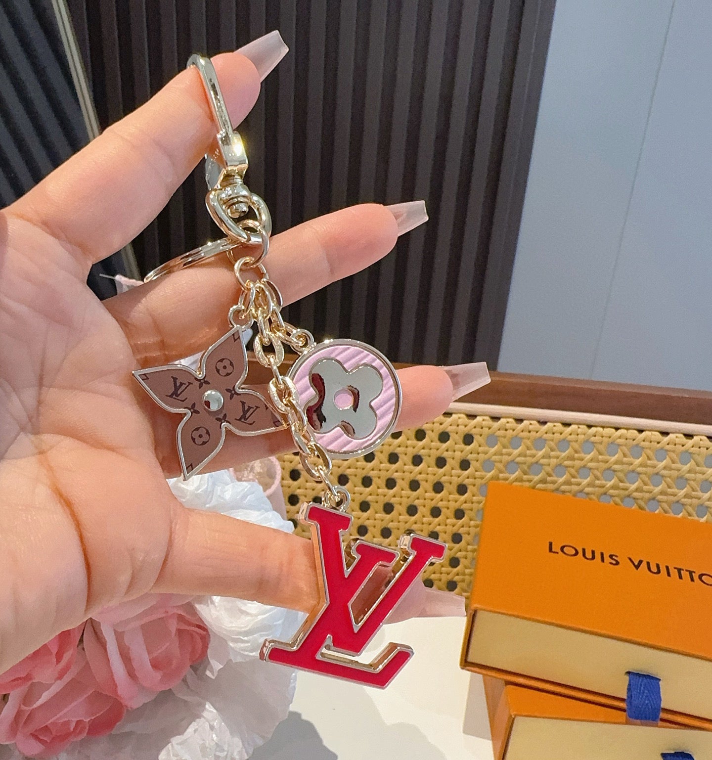 L 25 New Keychain bag charm