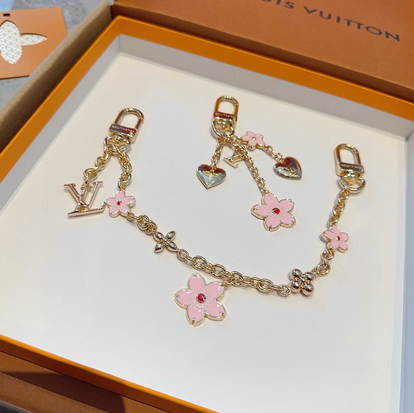 L 25 New Co-branded Cherry Blossom Keychain Bag Charms