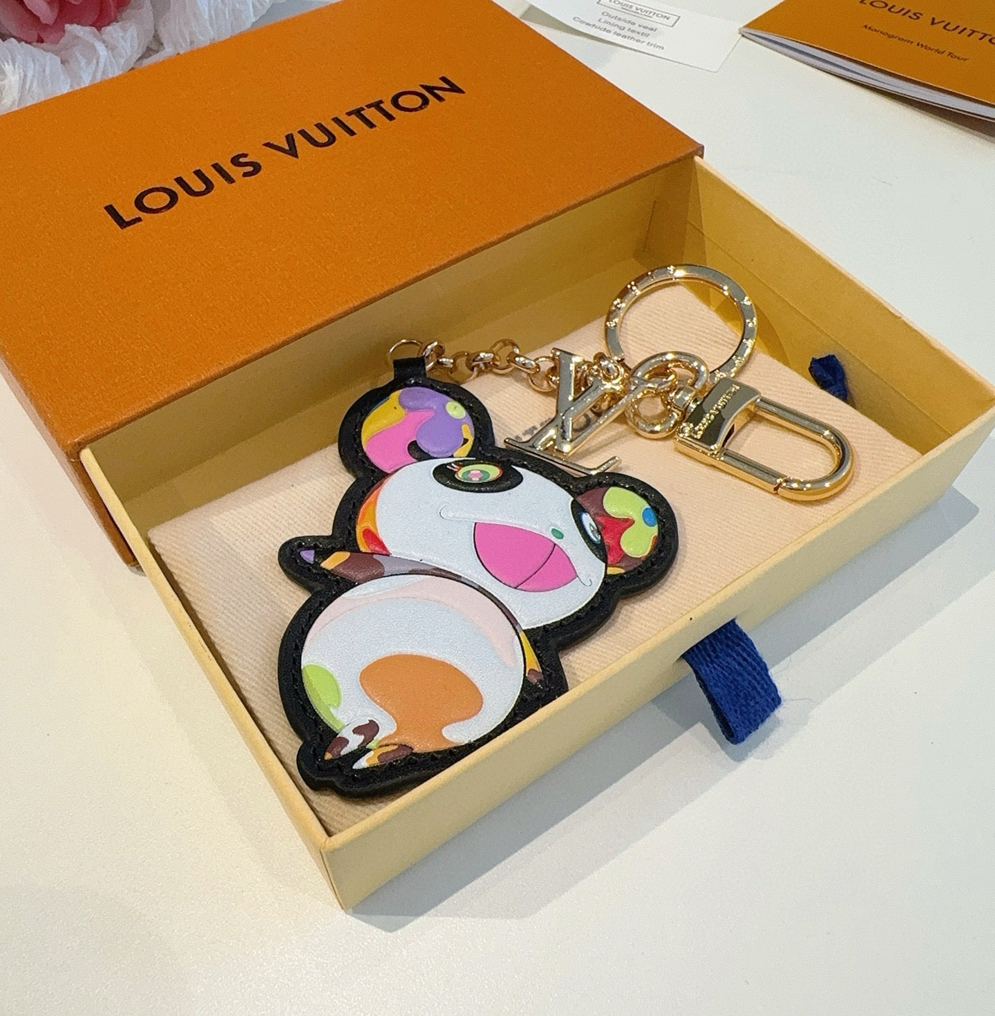 L 25 Co-branded Panda Keychain Bag Accessories