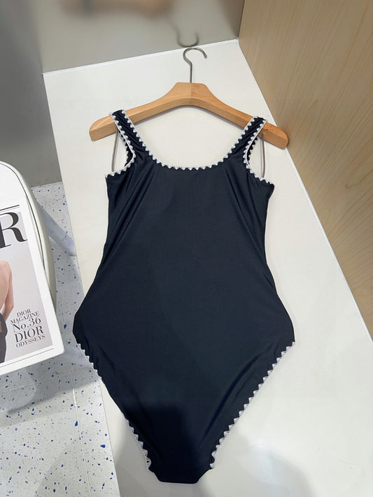 C 25 Black Full Logo Bottom One-piece Swimsuit Shipping
