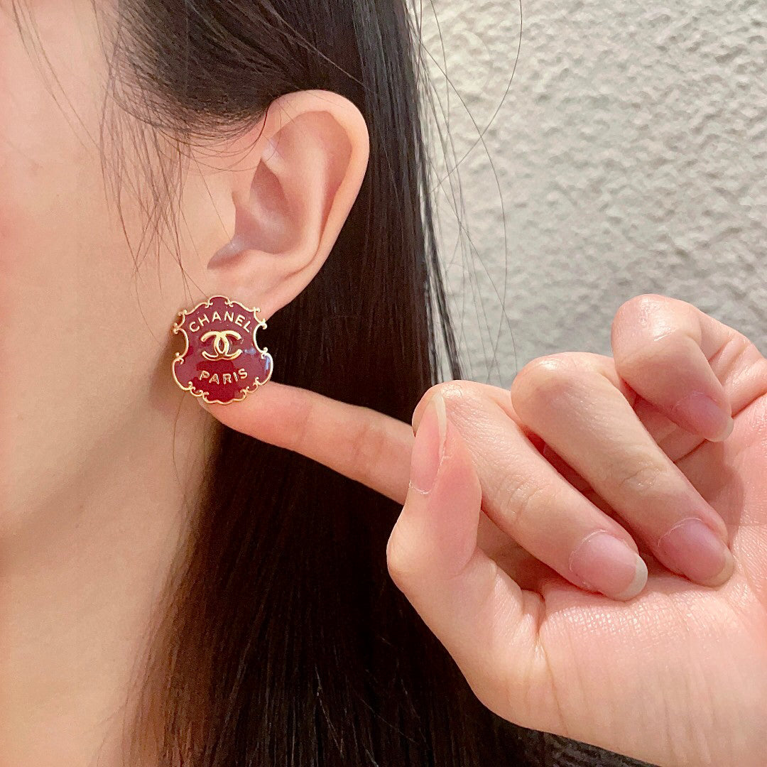 C 25  Earrings