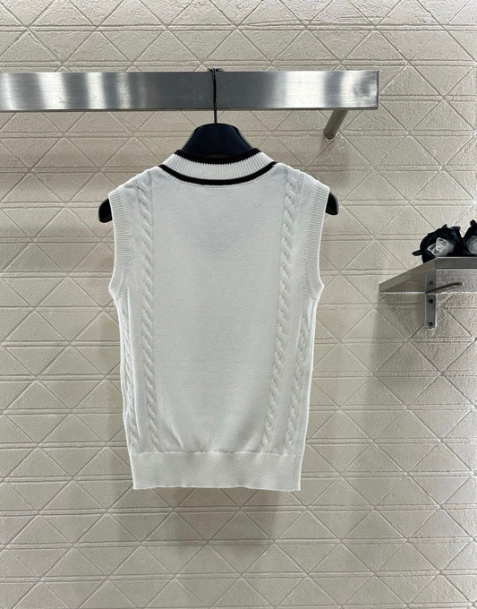 Bru 25 Tennis series knitted vest