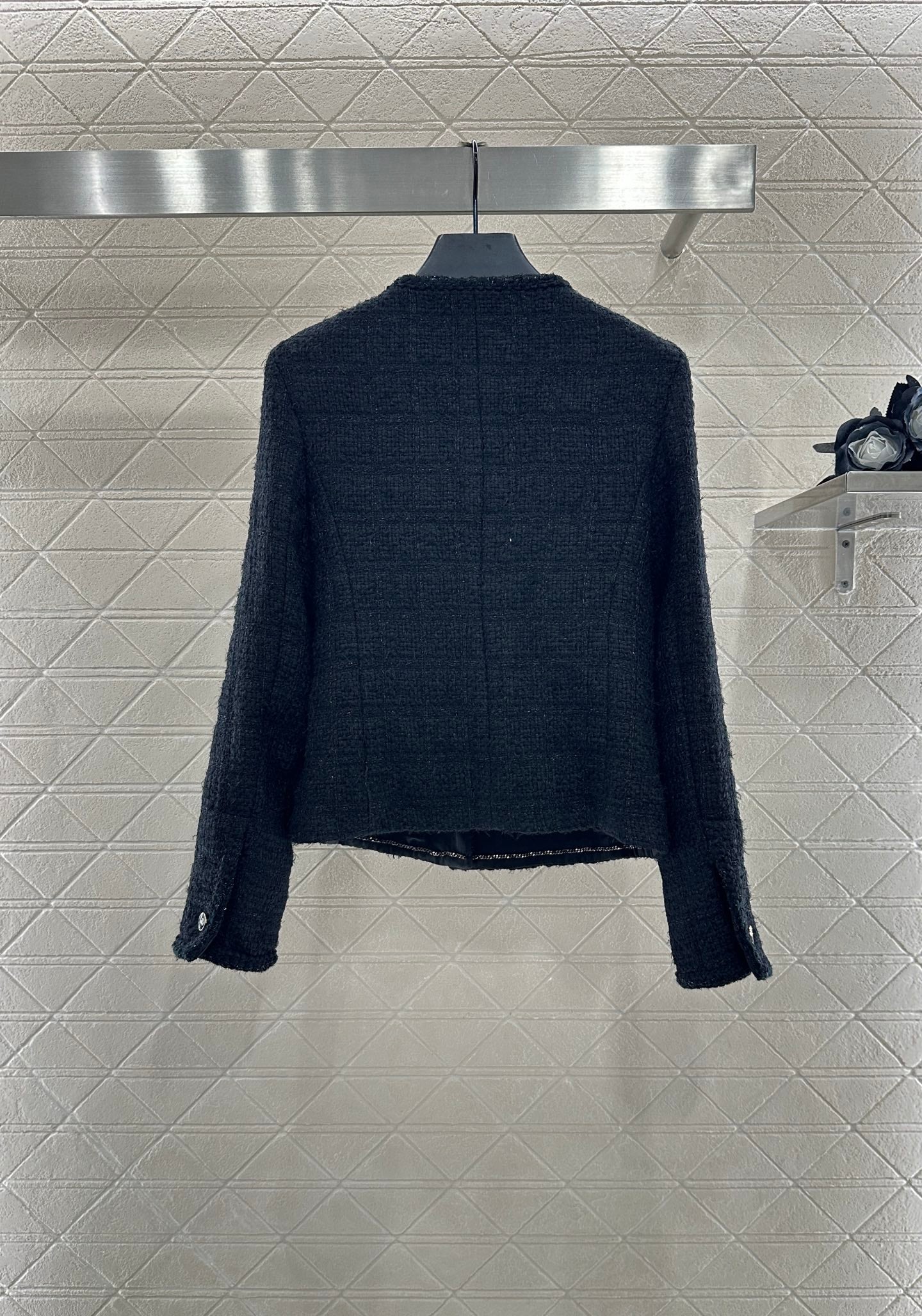 C 25 Bundled and woven woolen coat