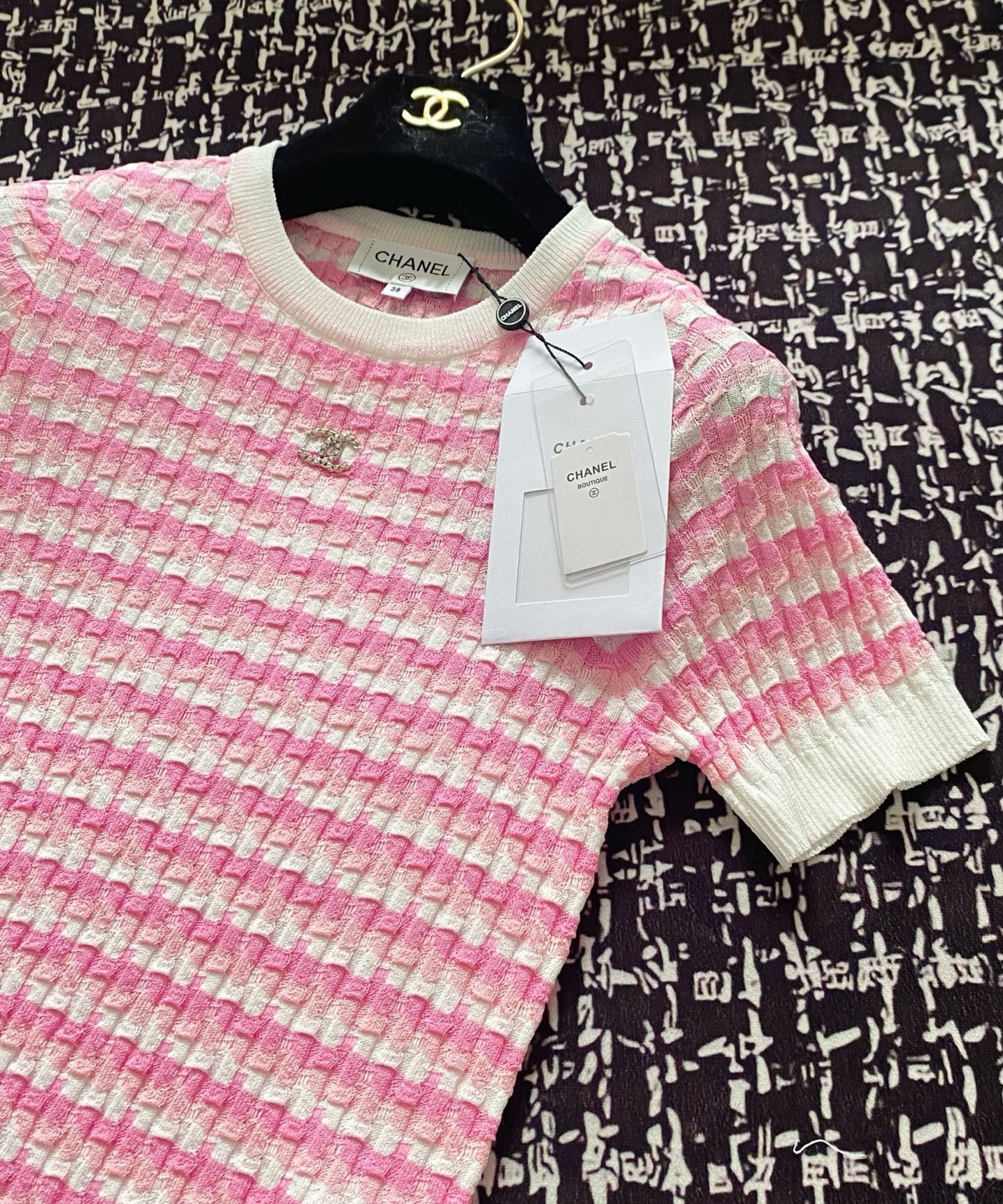 C 25 Pink Square Textured Knit Short Sleeve