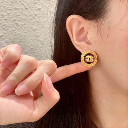 C 25 Classic Round Earrings