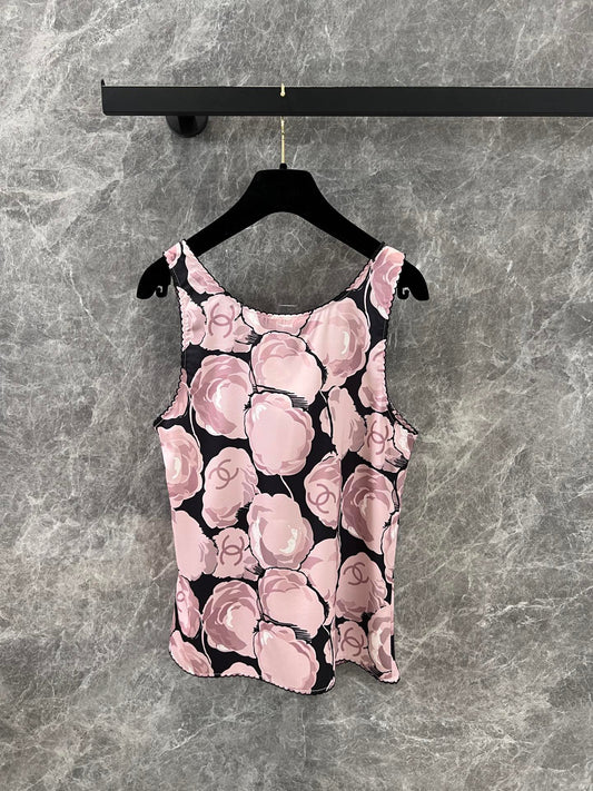 C 25 Medium Vintage Collection Black Pink Camellia Flower Print