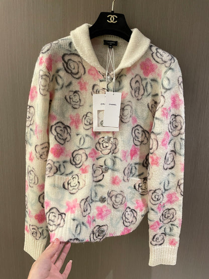 C 24 Floral pattern cashmere cardigan