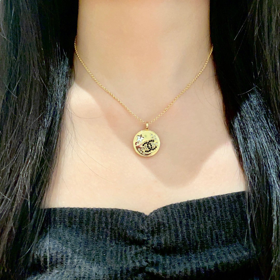 C 25 Star Necklace