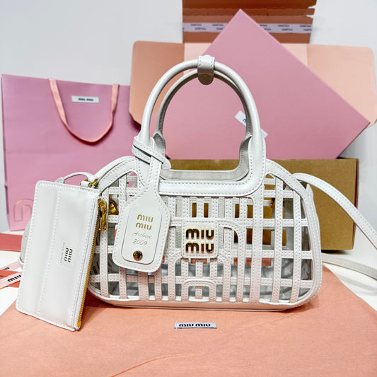 M 25 New Product Vegetable Basket Sea Salt White Soft Naa Leather Handbag 5BA294