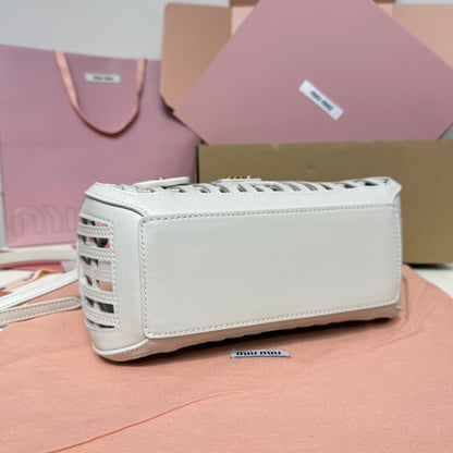 M 25 New Product Vegetable Basket Sea Salt White Soft Naa Leather Handbag 5BA294