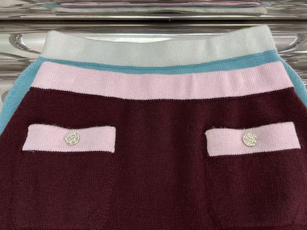 C 25 Handicraft Series Knitted Skirt