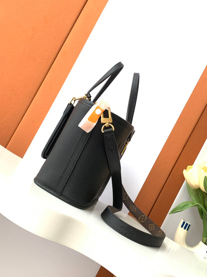 L 25 Cowhide Square Crossbody Bag