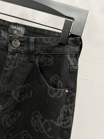 C Classic cross-chain camellia logo jeans