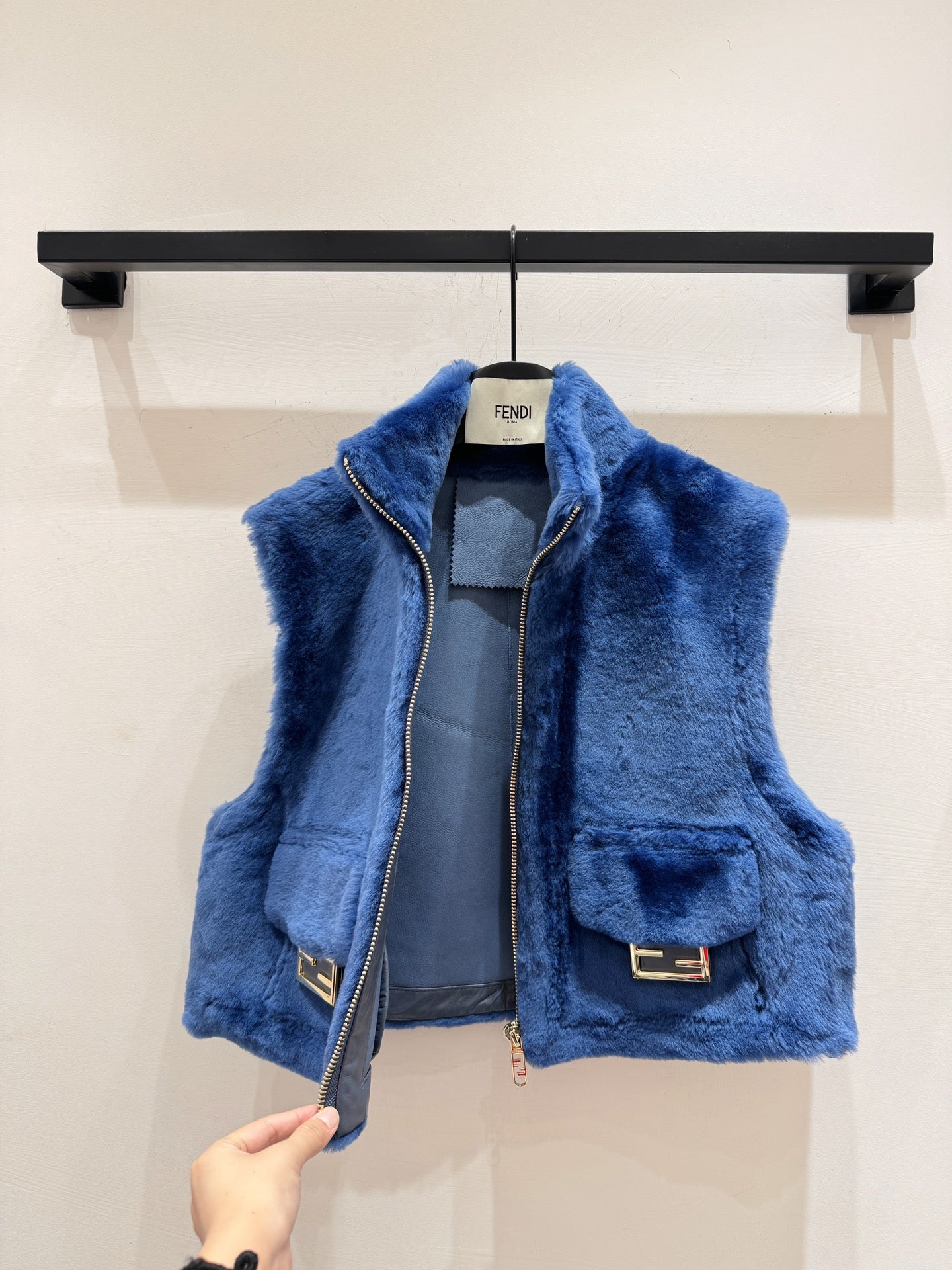 Fi 25 Tuscan Fur Cropped Vest