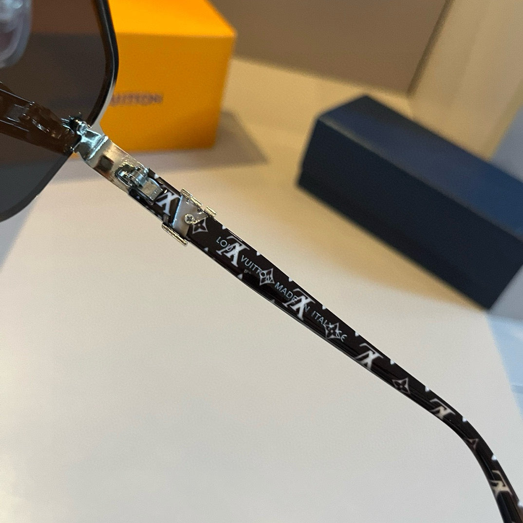 l sunglasses