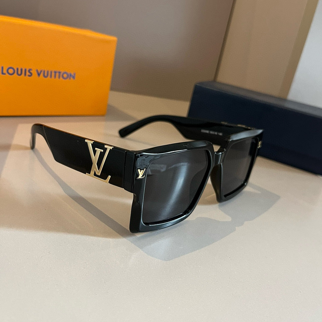 L sunglasses