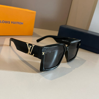 L sunglasses