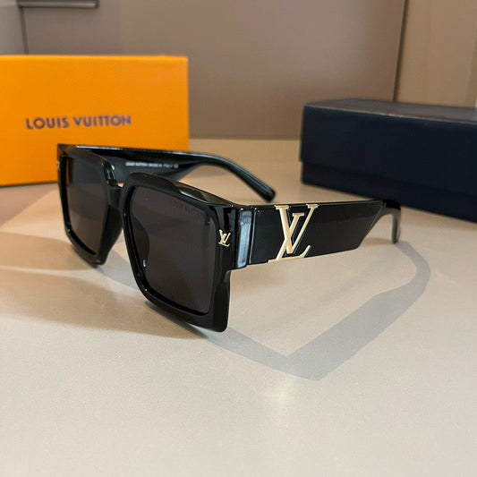 L sunglasses