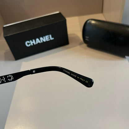 C sunglasses